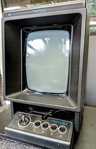 Vectrex video system - vectrex, with