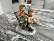 Goebel Tree Trimming Time Berta Hummel BH-12  1996 Christmas