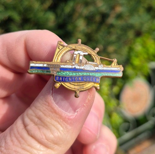 Antique enamel badge brighton - badge,
