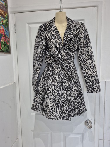 Ladies coat size 8 - m&s,