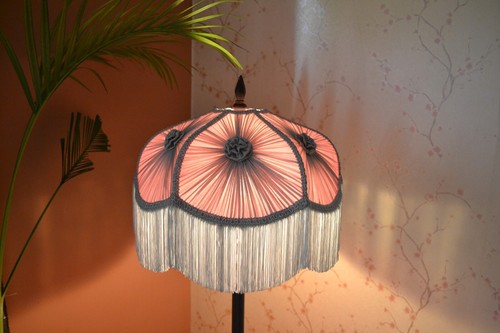Lampshade scallop grey