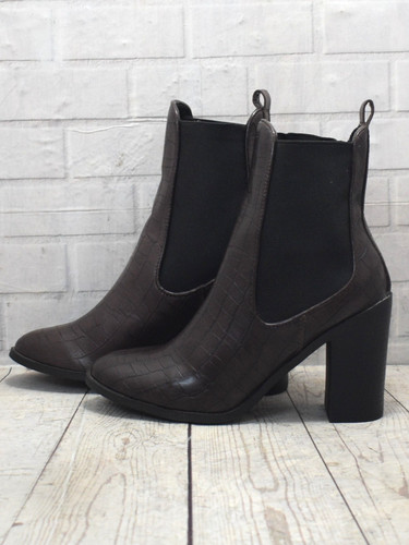Womens dark brown pull on - brown,