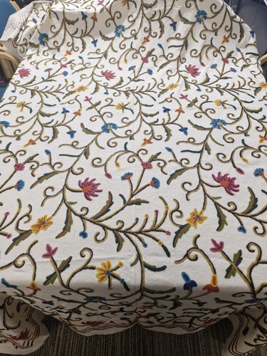 Hand embroided wool cotton - hand,