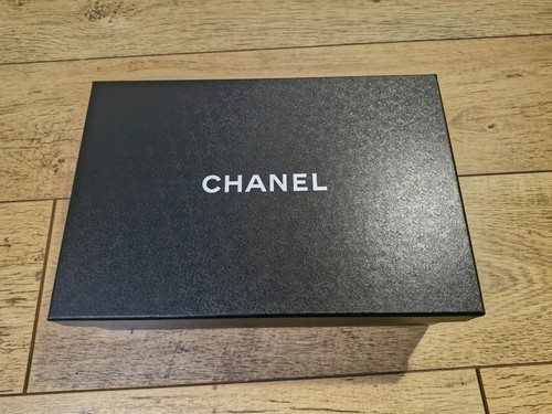 Chanel empty shoebox gift - chanel,