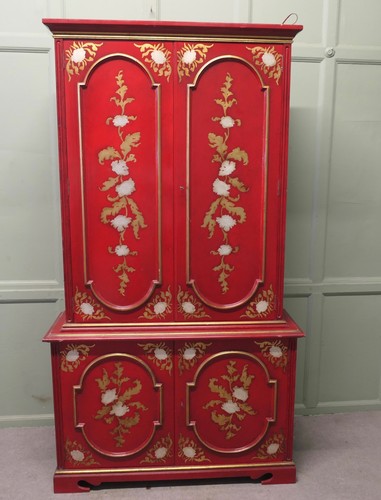 Tall red lacquer - , with