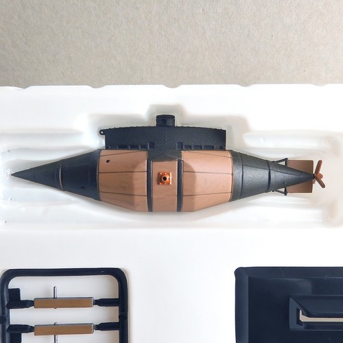 Takara ships the world - of,