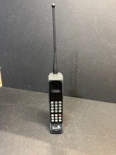 Vintage Motorola DynaTAC 8000