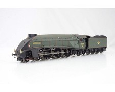 Hornby OO Gauge BR Green Class A4 No.60029 'Woodcock'