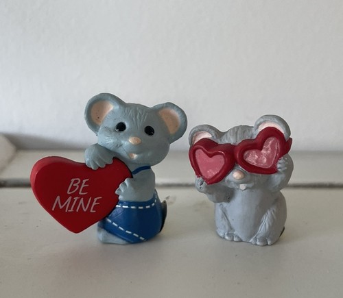 Hallmark merry miniatures - hallmark,