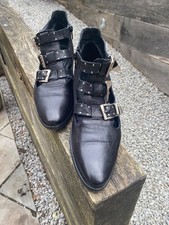 Women’s Russell & Bromley