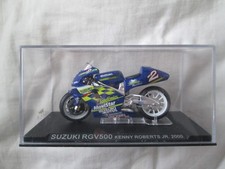 KENNY ROBERTS JR SUZUKI RGV500 2000  1-24 SCALE MOTORCYCLE MODEL