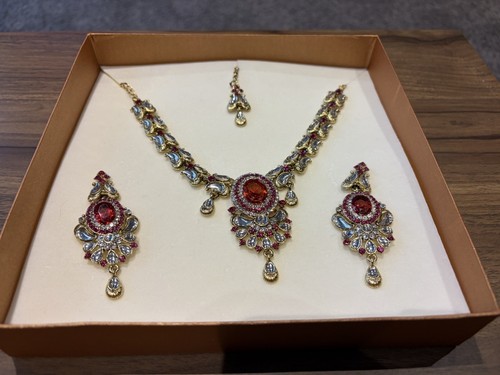 Indian jewellery set - jewellery,