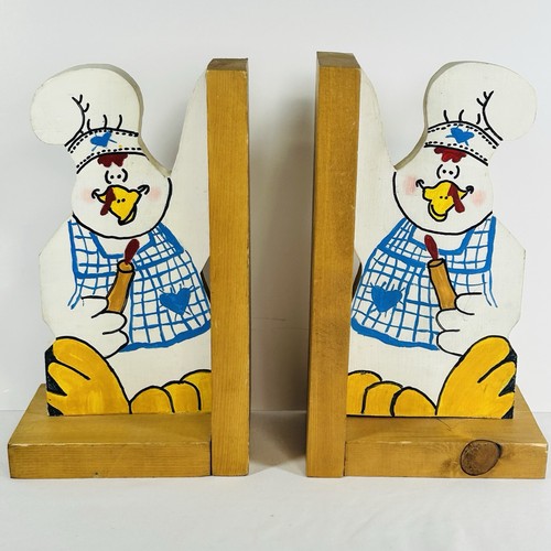 Vintage wooden chicken chef - wooden,