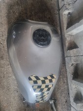 87' Kawasaki GPX750R Fuel Tank