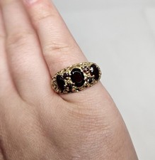 9ct Gold And Garnet 7 Stone Gypsy/Victorian Style Ring.