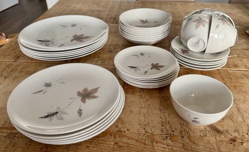 Royal doulton tumbling - doulton, leaves