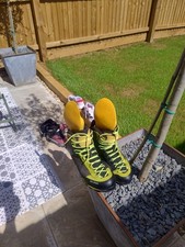 Salewa Crow Hiking Boots