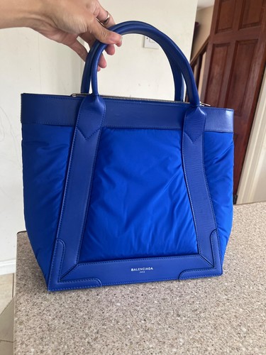 Bnwot authentic balenciaga - bnwot,
