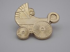Baby Lifeline pin badge Baby