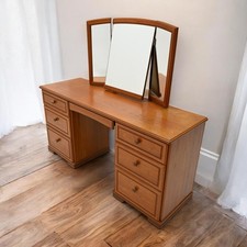 Retro Dressing Chest Shaped
