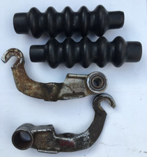 INNOCENTI LAMBRETTA GP150 Matched pair of Fork Links C/W 1970's Shocker gaiters