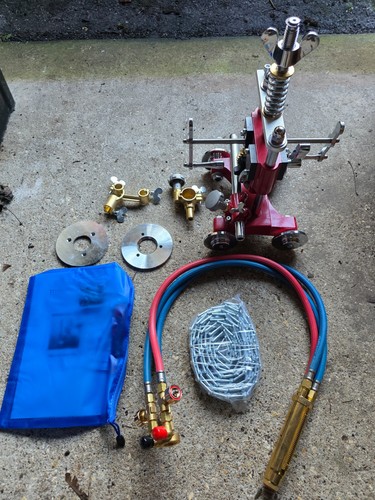 Oxy acetylene pipe cutting and - cutting,