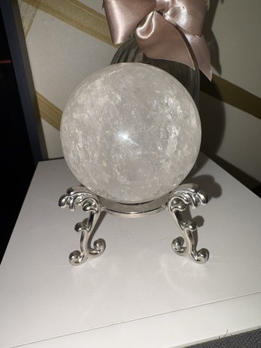 Beautiful clear quartz sphere - clear,