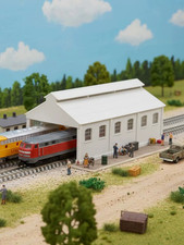 N Scale 1:160 Loco Maintenance