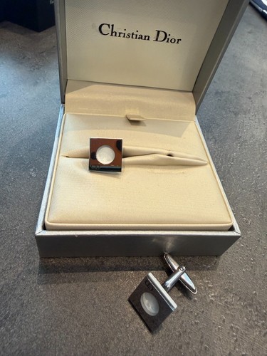 Christian dior square - christian, cd