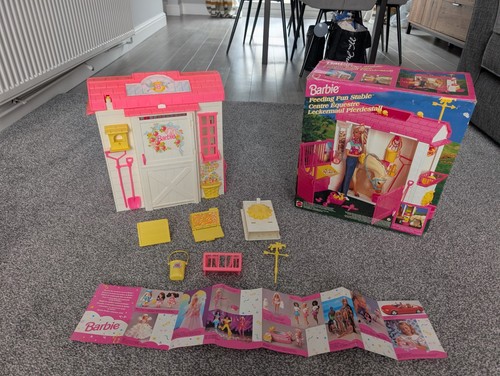 Barbie feeding fun - feeding,