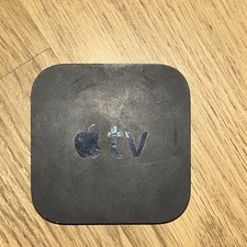 Apple TV 3rd Generation A1469 HD 1080P with Remote Control And Power Cable