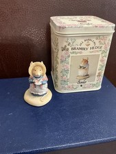 Brambly Hedge Border Fine Arts