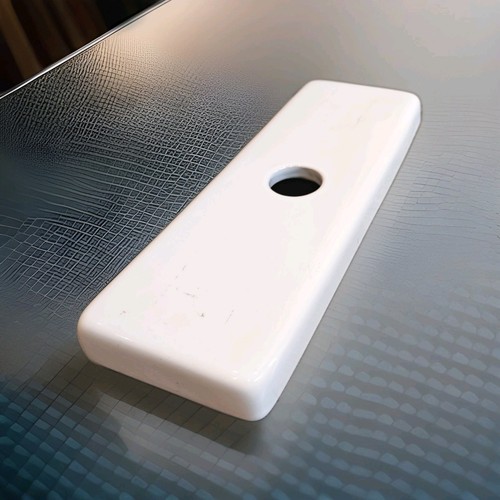 Toilet cistern lid for - , to