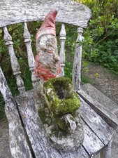 Vintage 50s Weathered Garden