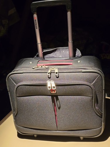 Wenger swiss gear - swiss,