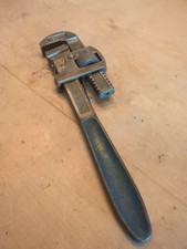 Record 12” Stilsons.