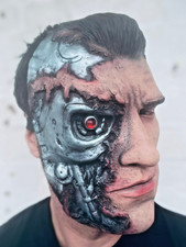 Arnold Schwarzenegger