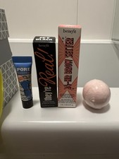 Benefit Make Up Minis In A
