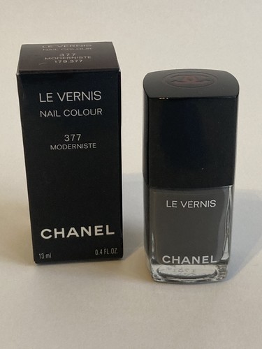 Chanel nail polish grey - chanel:,