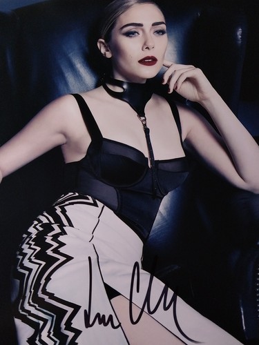 Elizabeth olsen signed - elizabeth, 8