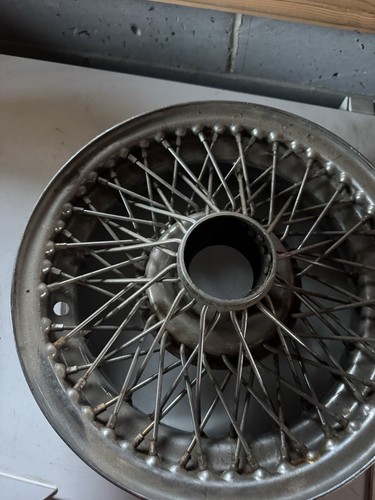 Chrome wire wheel - chrome, 72
