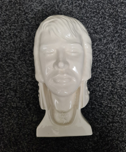White glossy ceramic - glossy,