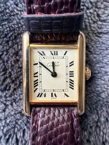 Must cartier tank - watch, —