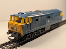 Hornby R758 OO Gauge Class 35