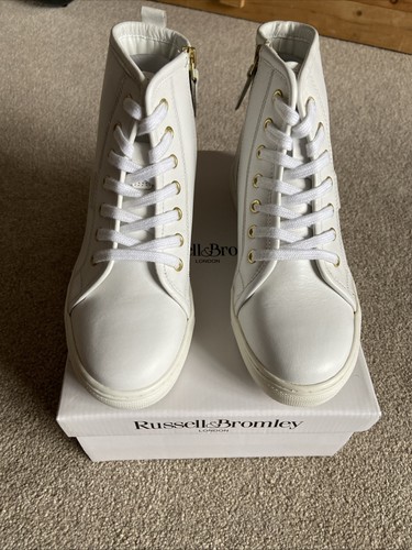 Paul green russell bromley - russell,