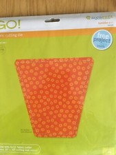 Accuquilt Go! Fabric Cutting