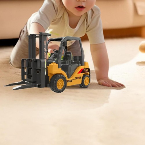 Forklift truck toy high - high, detail