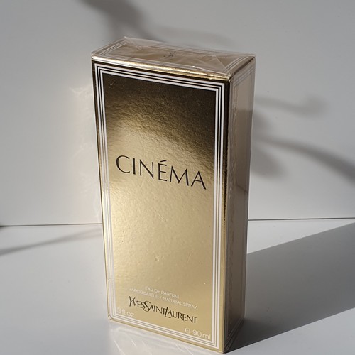 Yvéssaintlaurent cinéma eau - yvéssaintlaurent,