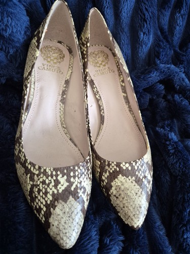 Vince camuto ladies snakeskin - vince,