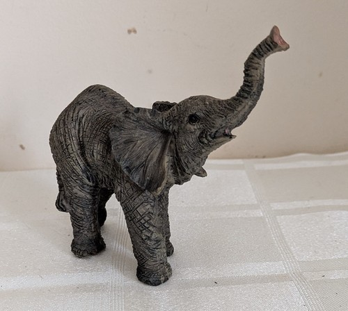 Elephant figurine resin - resin, 4"